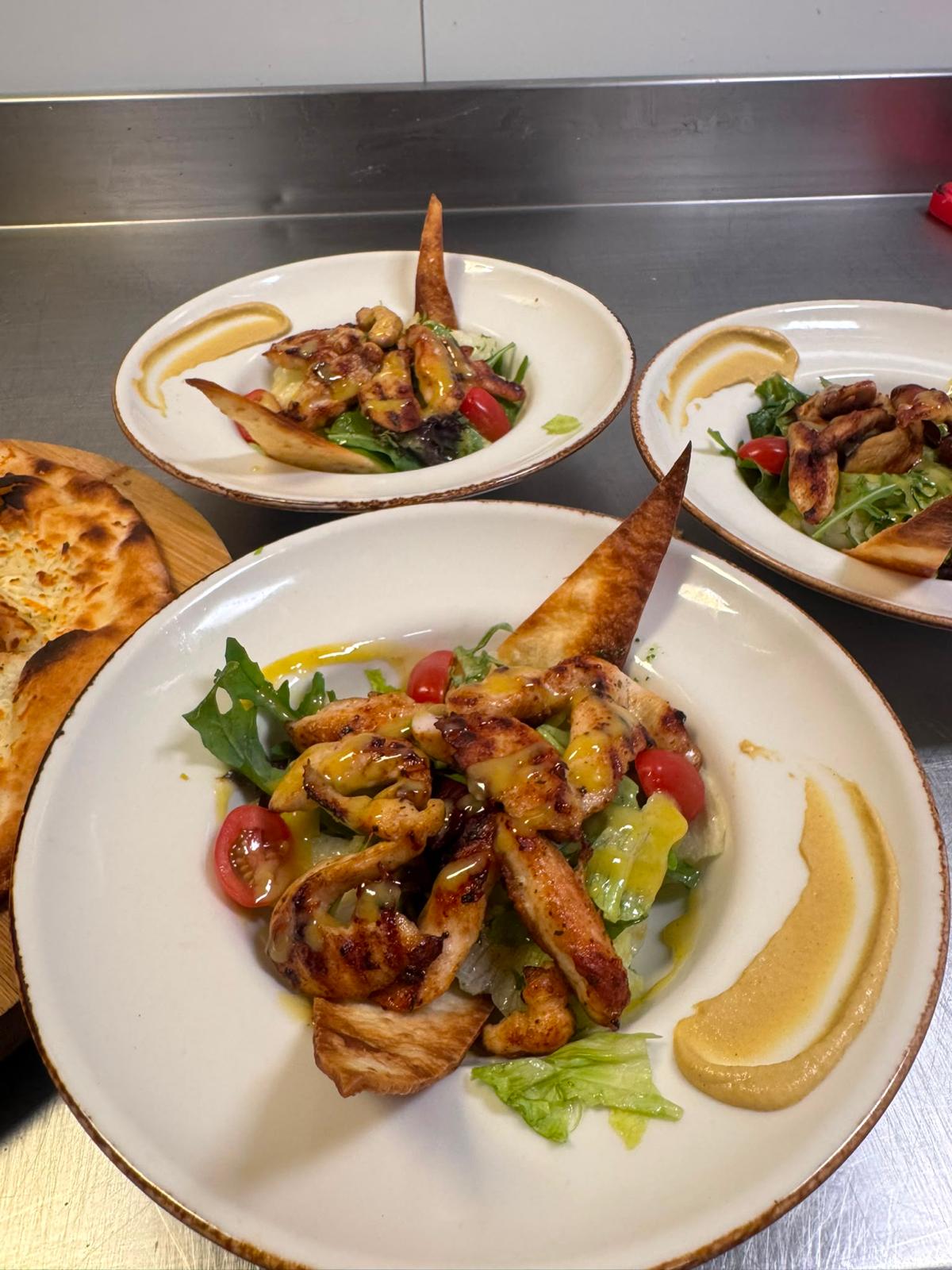 Gericht aus dem Balkan-Grillhaus